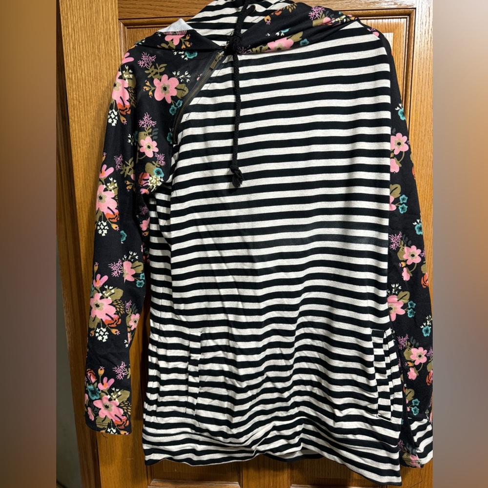 Floral and striped Doublehood sweatshirt